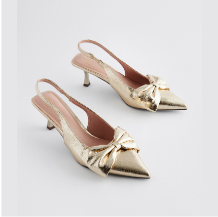 WOMEN'S FOOTWEAR